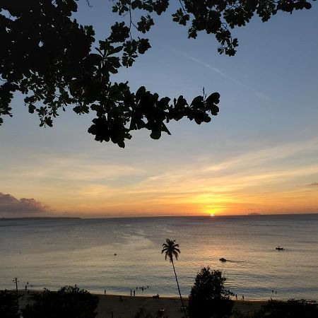 Aguadilla Breeze Apt In Gated Complex 8 Minute Walk To Crashboat Beach Eksteriør bilde